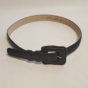 WOMEN'S SAKS FIFTH AVENUE NAVY BLUE BELT - New Without Tags
